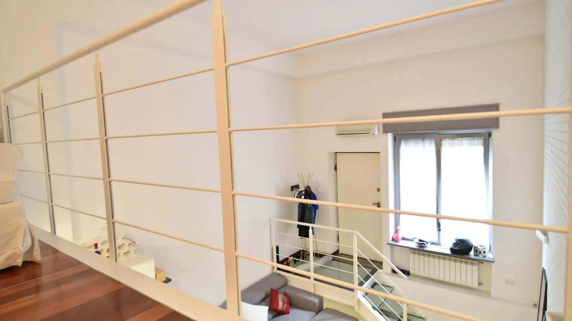 Luxury & Cozy 90 Sqm Flat Facing “Bosco Verticale” Milano Italia