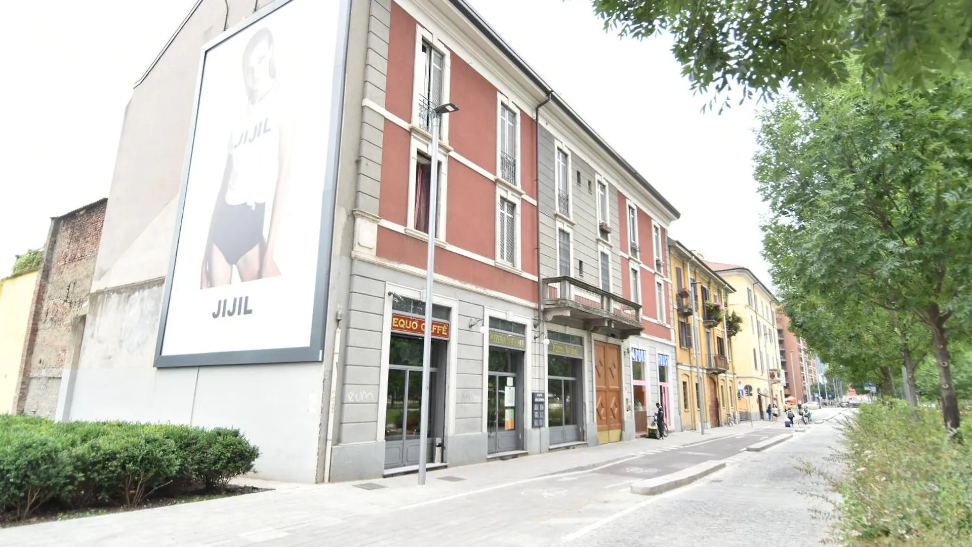 Appartamento Luxury & Cozy 90 Sqm Flat Facing “Bosco Verticale” Milano
