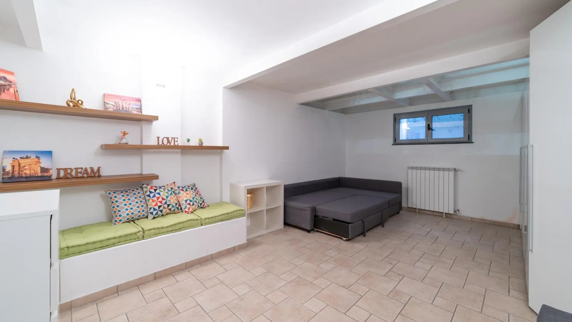 Luxury & Cozy 90 Sqm Flat Facing “Bosco Verticale” Milano 0*,