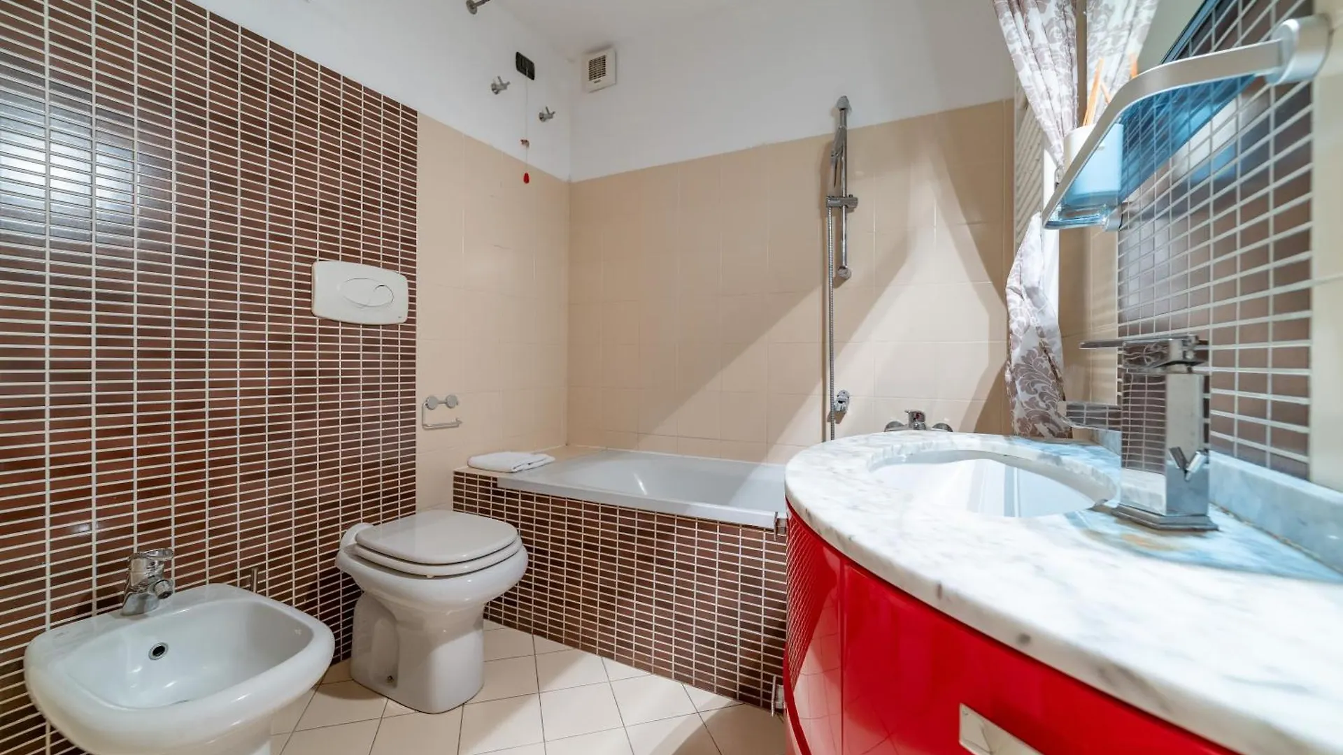 Luxury & Cozy 90 Sqm Flat Facing “Bosco Verticale” Milano