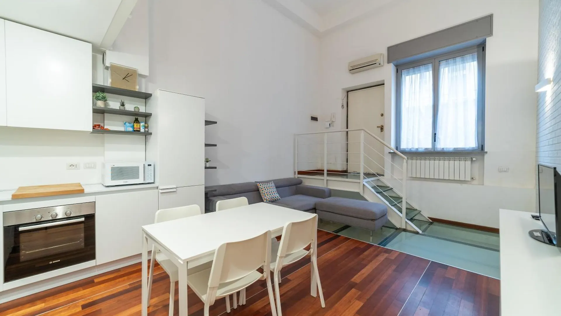 Apartment Luxury & Cozy 90 Sqm Flat Facing “Bosco Verticale” Milan